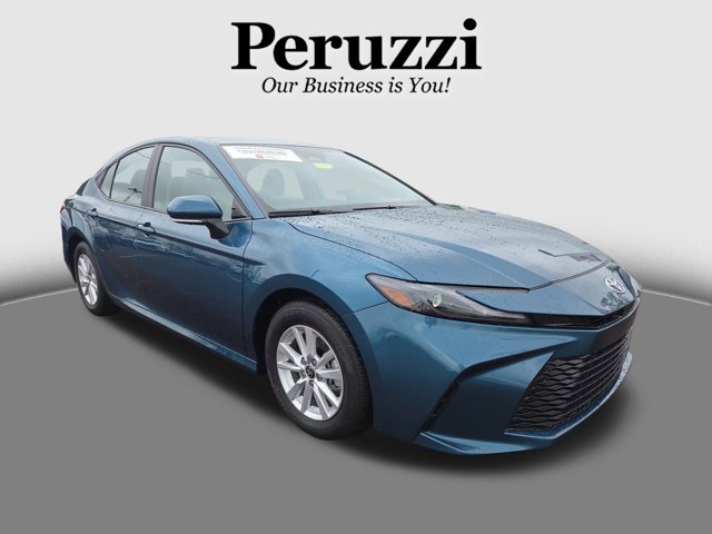 2025 Toyota Camry LE FWD
