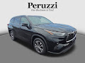 2022 Toyota Highlander XLE AWD