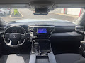 2022 Toyota Tundra 4WD SR5 4WD