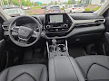 2024 Toyota Highlander Hybrid XLE AWD