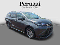 2025 Toyota Sienna LE AWD