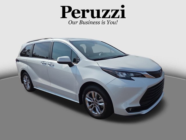 2025 Toyota Sienna XLE AWD