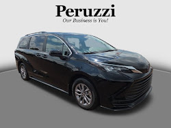 2025 Toyota Sienna LE AWD