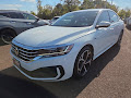 2022 Volkswagen Passat 2.0T R-Line FWD