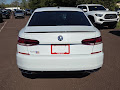 2022 Volkswagen Passat 2.0T R-Line FWD