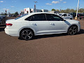 2022 Volkswagen Passat 2.0T R-Line FWD