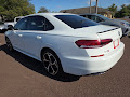 2022 Volkswagen Passat 2.0T R-Line FWD