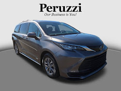 2021 Toyota Sienna LE