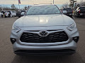 2025 Toyota Highlander Hybrid XLE