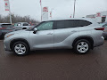 2024 Toyota Highlander LE AWD