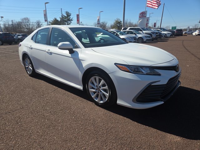 2024 Toyota Camry LE FWD