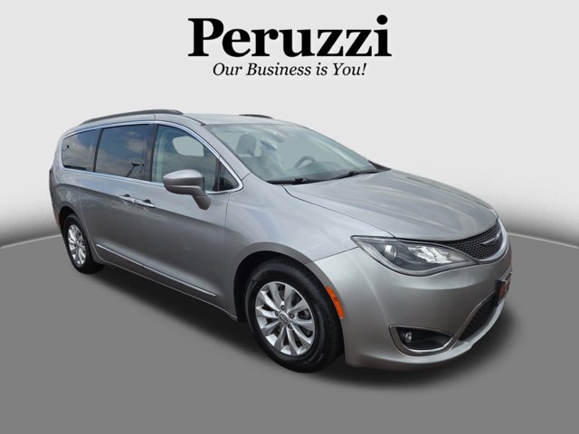 2017 Chrysler Pacifica Touring-L FWD