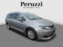 2017 Chrysler Pacifica Touring-L FWD