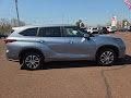 2023 Toyota Highlander XLE AWD