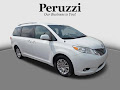 2013 Toyota Sienna XLE FWD