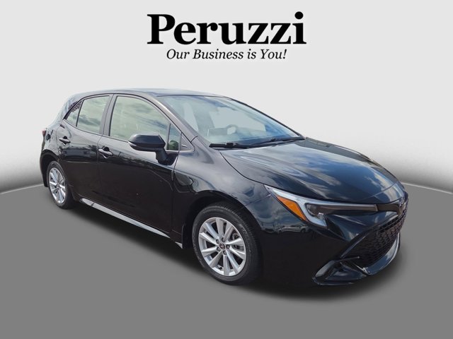 2025 Toyota Corolla Hatchback SE FWD