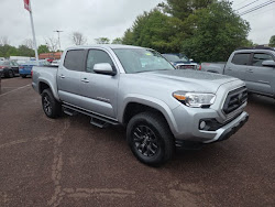 2023 Toyota Tacoma 4WD SR5 4WD
