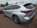2022 Toyota Highlander Hybrid XLE AWD