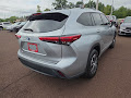 2022 Toyota Highlander Hybrid XLE AWD