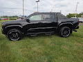 2025 Toyota Tacoma 4WD SR5 4WD