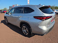 2023 Toyota Highlander Hybrid XLE AWD