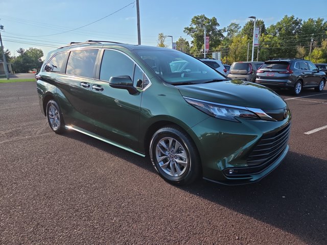 2026 Toyota Sienna XLE AWD