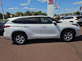 2023 Toyota Highlander Hybrid LE AWD