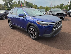2024 Toyota Corolla Cross XLE AWD