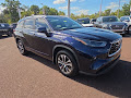 2023 Toyota Highlander XLE FWD